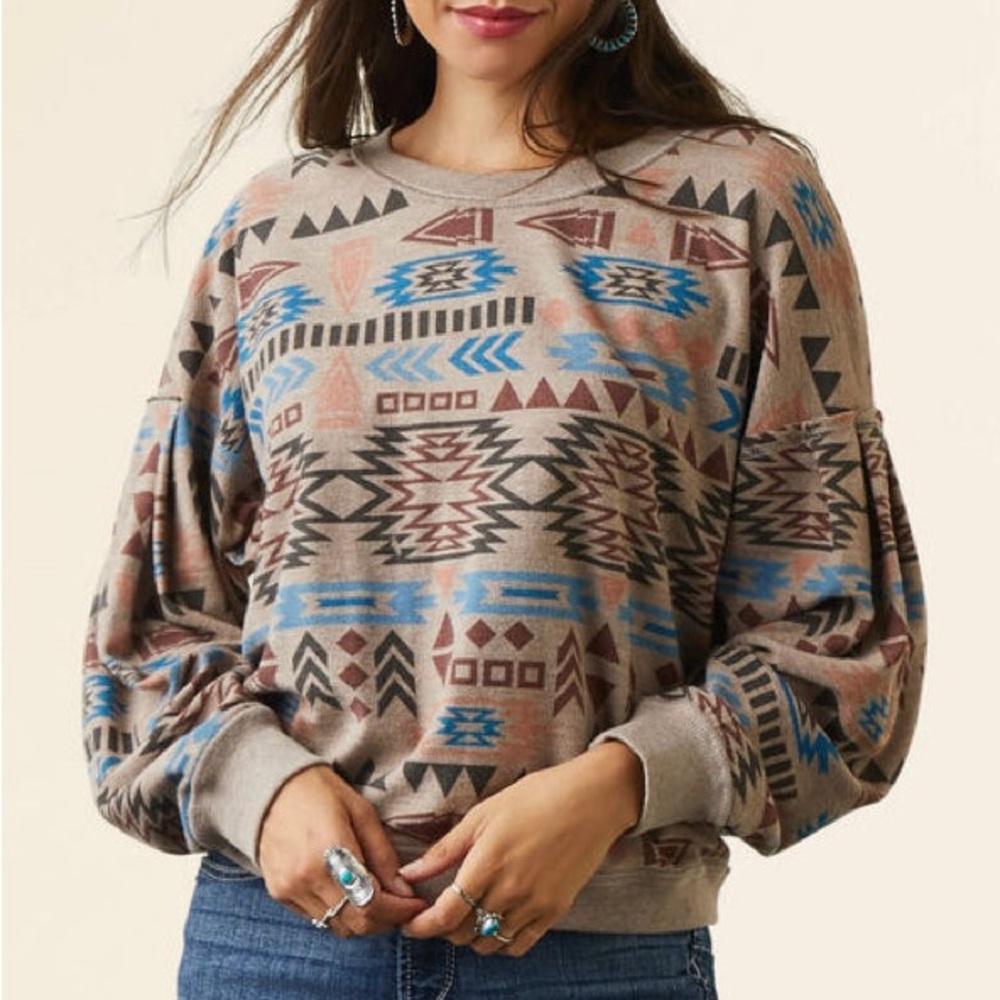 Ariat reversible top.